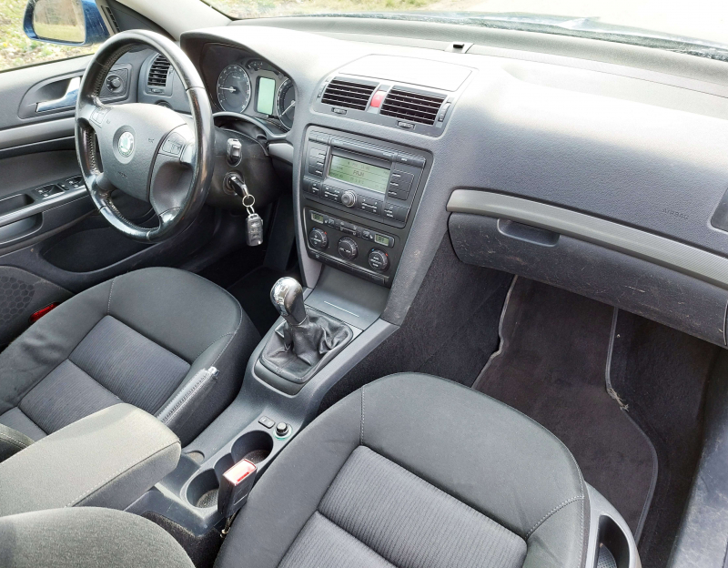 Škoda Octavia 2, 1.9 tdi, 77 kW, combi, BXE, ELEGANCE