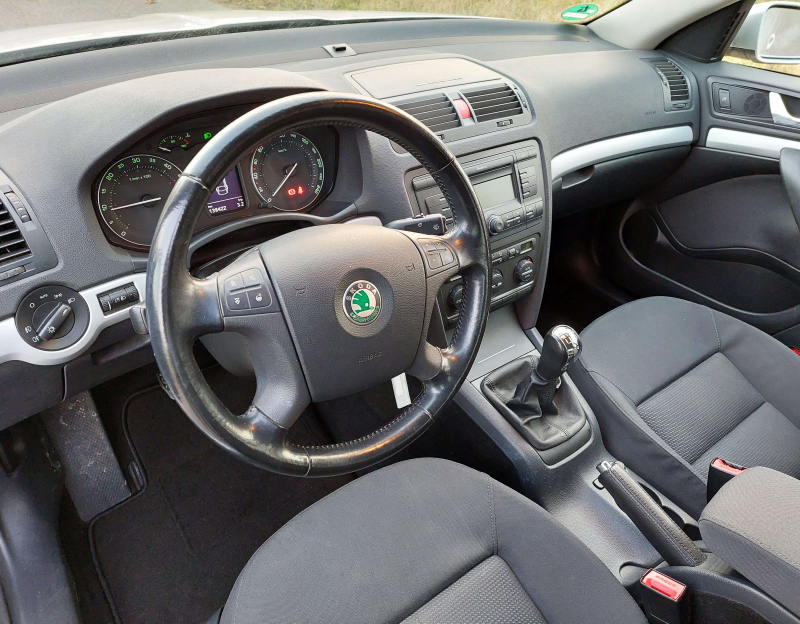 Škoda Octavia 2, 1.9 tdi, 77 kW, liftback, BKC, 138 500 km