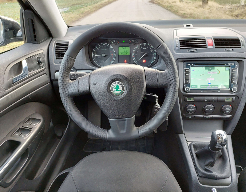 Škoda Octavia 2, 1.9 tdi, Elegance, 77 kW, BXE, liftback