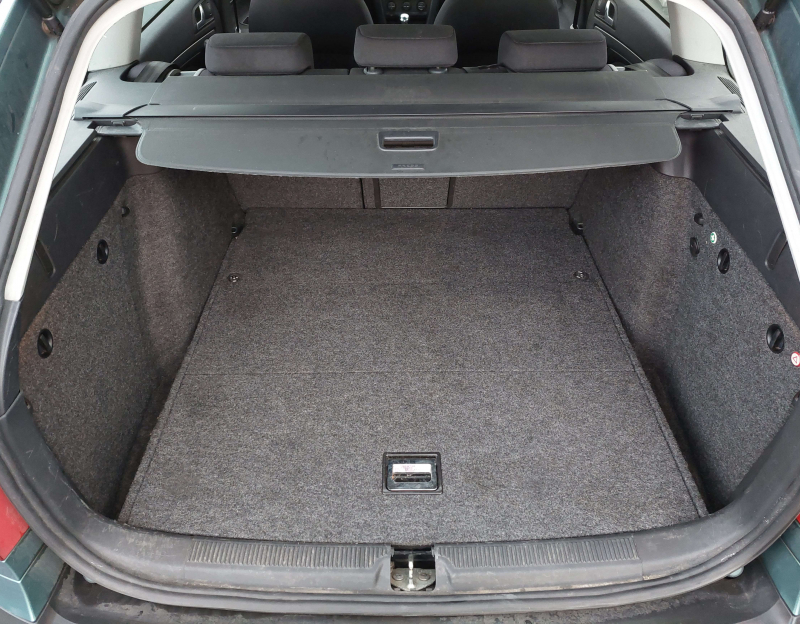 Škoda Octavia 2, 1.9 tdi, Elegance, 77 kW, combi, BKC