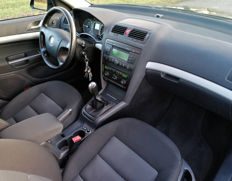 Škoda Octavia 2 combi, 4x výhřev, 1.9 tdi, 77 kW, 10/2007