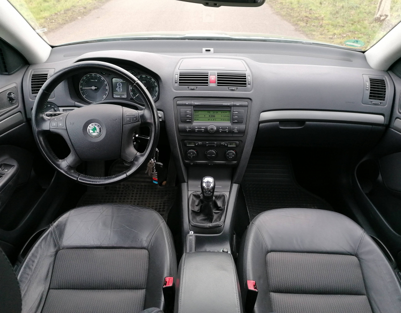 Škoda Octavia 2 combi, Elegance, 1.9 tdi, 77 kW, BXE