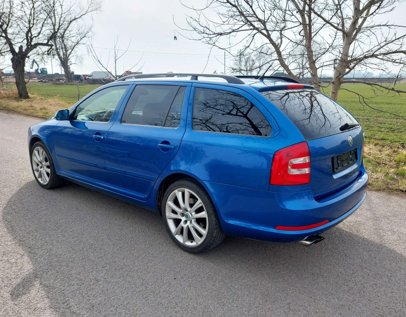 Škoda Octavia 2 RS TFSI 147 kW, modrá, BWA, 187 700 km