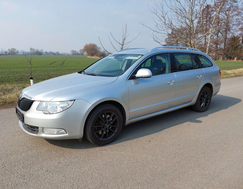 Škoda Superb 2, 2.0 tdi, 103 kW, 06/2011, XENON, NAVI