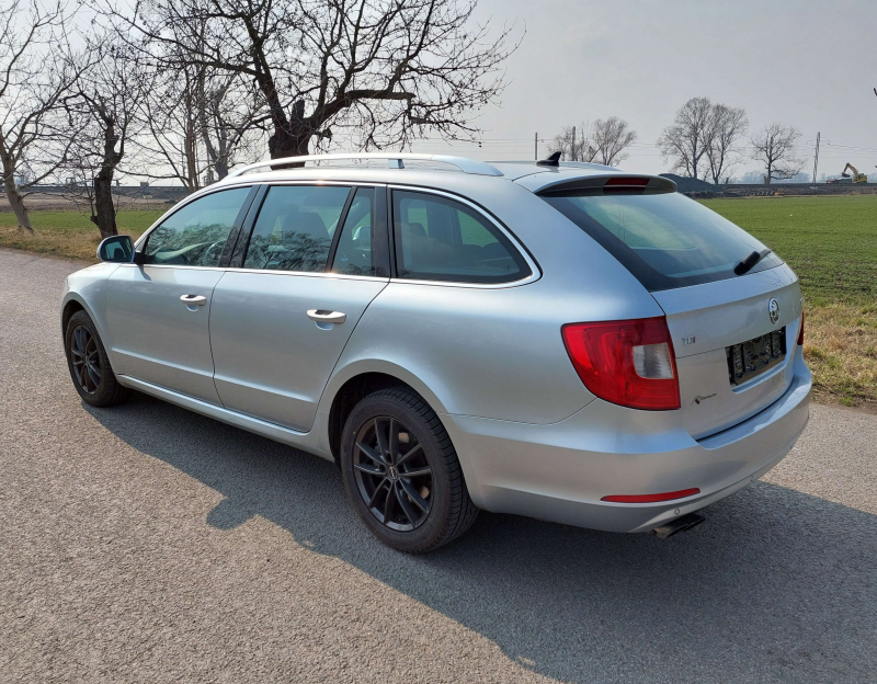 Škoda Superb 2, 2.0 tdi, 103 kW, 06/2011, XENON, NAVI