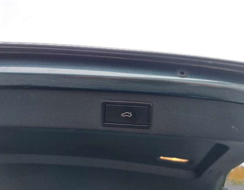 Škoda Superb 2.0 tdi, style, 110 kW, 08/2018, xenon, tažné, kamera