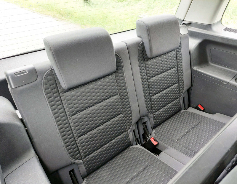 Volkswagen Touran, 1.9 tdi, 77 kW, 7 míst, navi, DPH, 07/2009