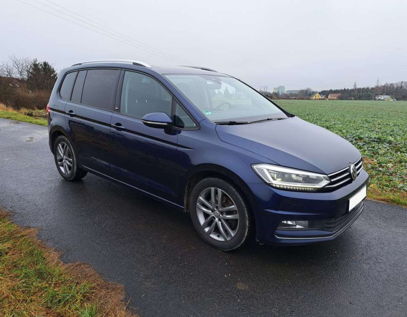 Volkswagen Touran 5T1 - 2.0 tdi, 110 kW, 7 míst, 03/2017, LED