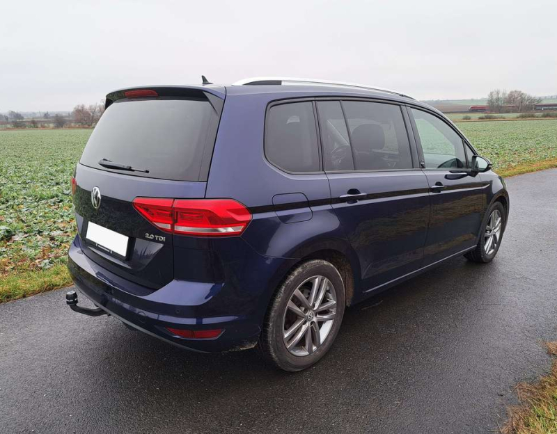 Volkswagen Touran 5T1 - 2.0 tdi, 110 kW, 7 míst, 03/2017, LED