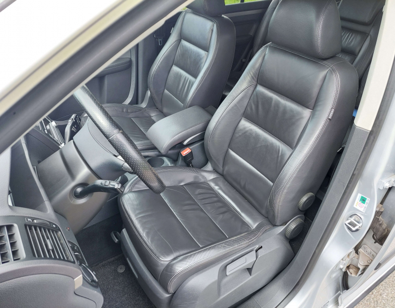 Volkswagen Touran Cross, 2.0 tdi, 103 kW, WEBASTO