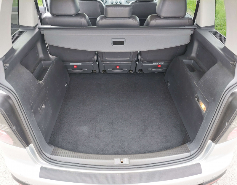 Volkswagen Touran Cross, 2.0 tdi, 103 kW, WEBASTO